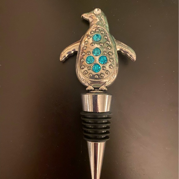 Silver & aqua blue penguin wine stopper. New in box. Great gift for wine lovers! - Picture 1 of 4